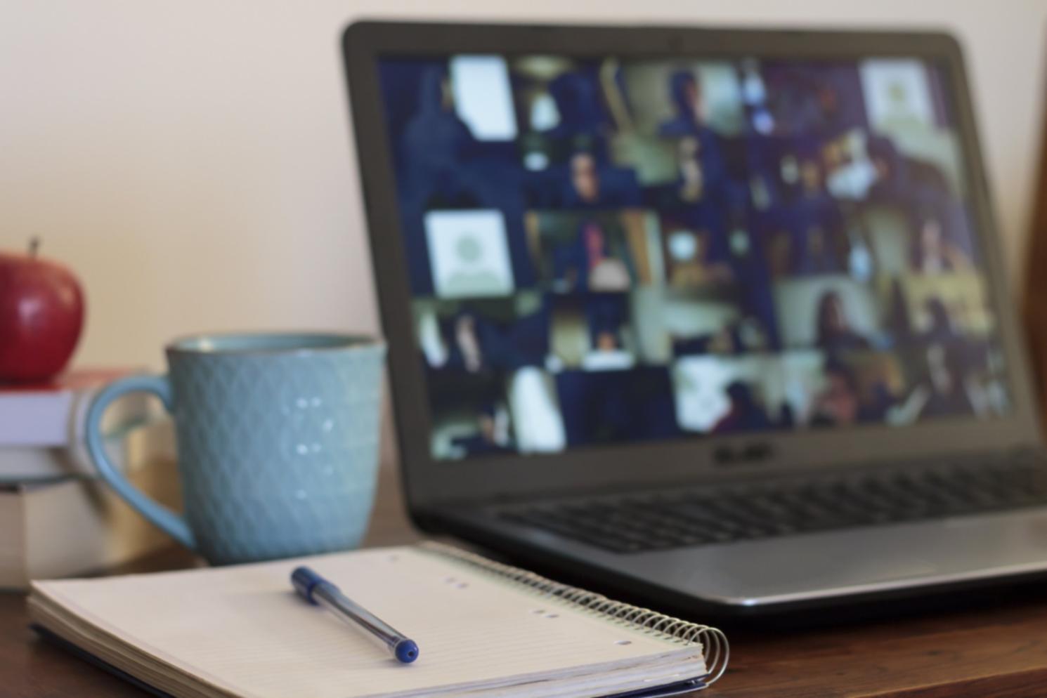 Colaborare cu specialiști din agențiile de marketing digital